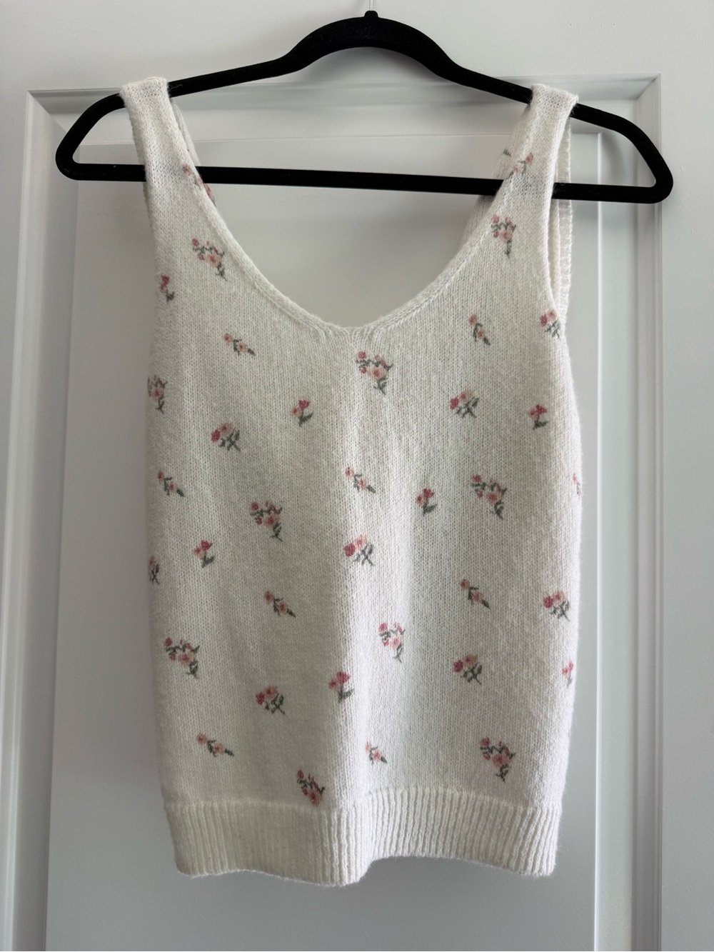 Francesca's Collections Cream Knit Tank with Pink Floral Motif